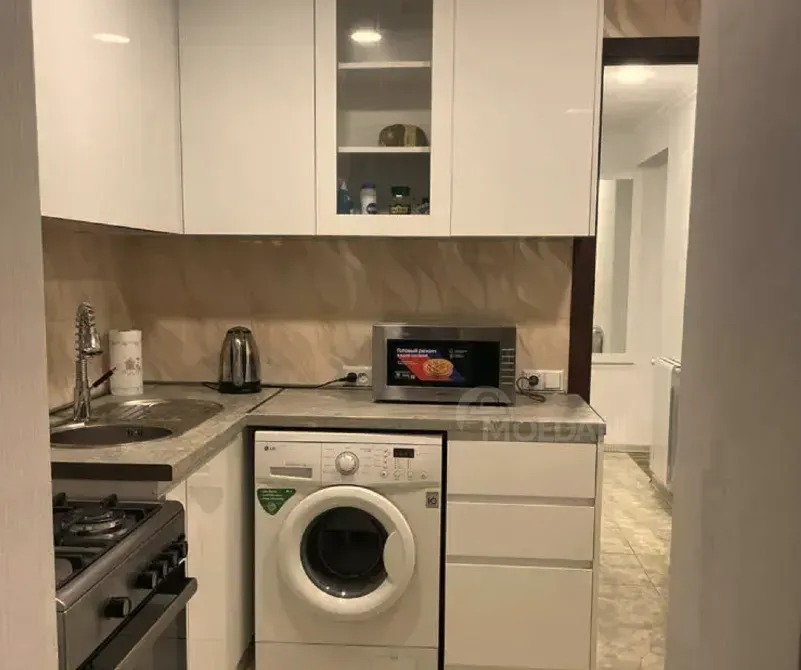 Сдам 2-комн. квартиру 60м² 1/5 эт. Тбилиси - изображение 1