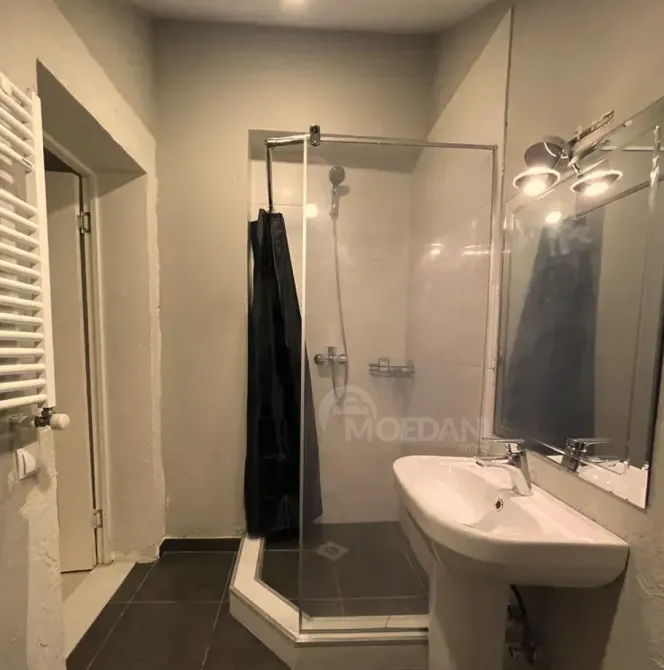 ქირავდება 2 ოთახიანი ბინა 50მ² 1/5 სართ თბილისი - photo 4