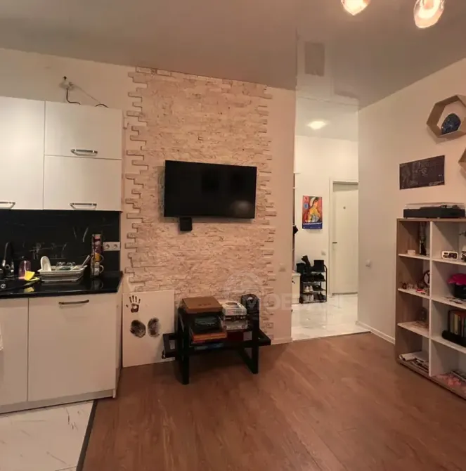 ქირავდება 2 ოთახიანი ბინა 50მ² 5/6 სართ თბილისი - photo 9