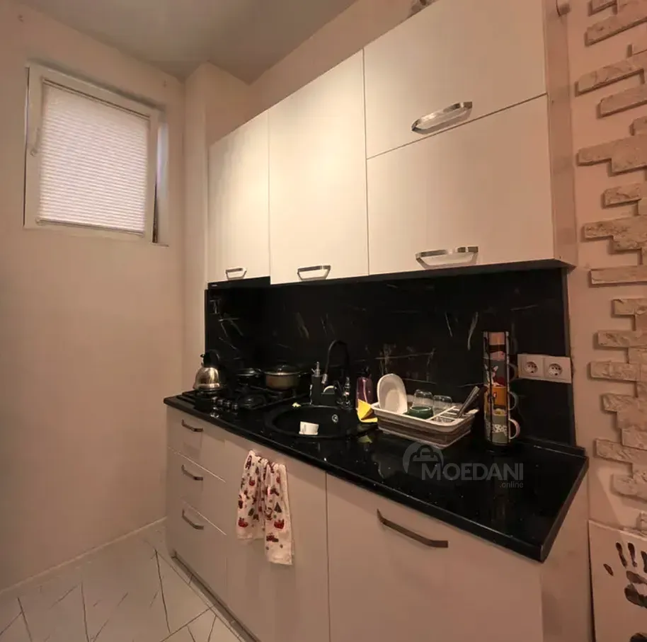 ქირავდება 2 ოთახიანი ბინა 50მ² 5/6 სართ თბილისი - photo 6