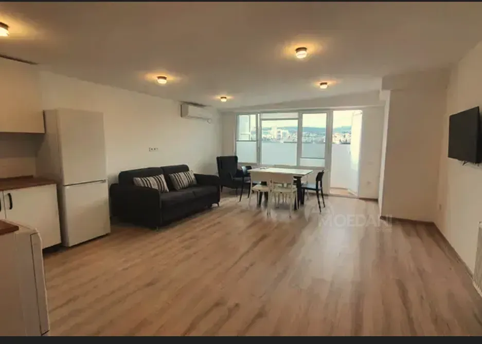 ქირავდება 2 ოთახიანი ბინა 68მ² 9/9 სართ თბილისი - photo 4