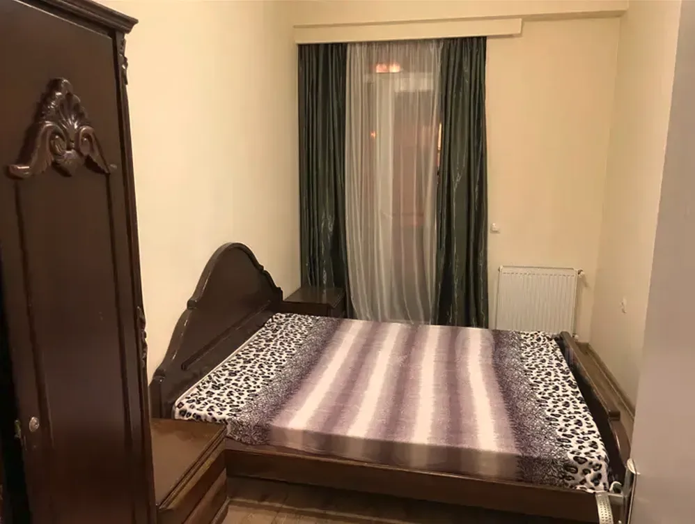 Apartments For Rent three-room 85м² 2/10 floor Tbilisi - photo 2