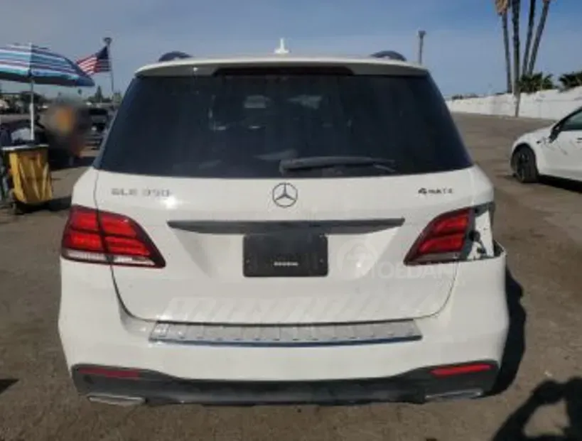 Mercedes GLE 3.5L 2017 Тбилиси - изображение 5