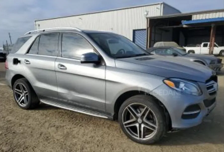 Mercedes GLC 3.5L 2016 Тбилиси - изображение 2