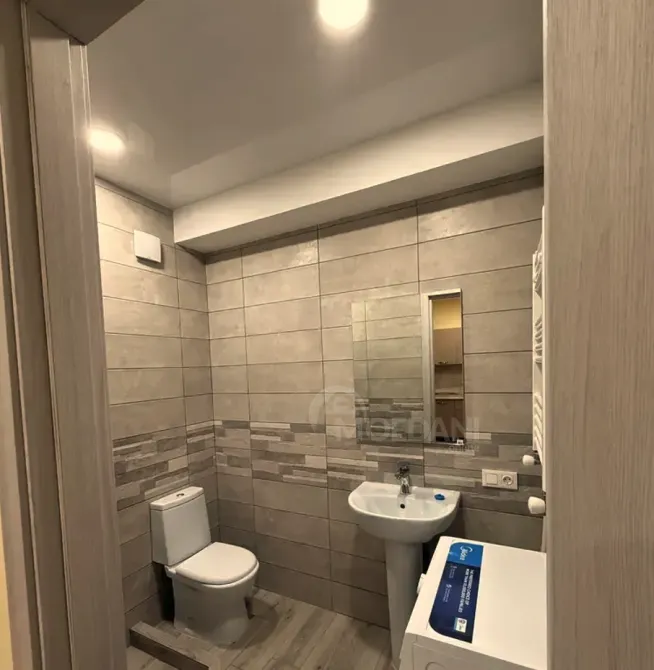 ქირავდება 2 ოთახიანი ბინა 50მ² 8/12 სართ თბილისი - photo 8