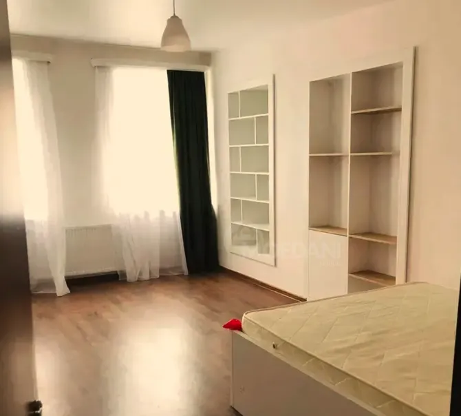 Apartments For Rent three-room 80м² 3/3 floor Tbilisi - photo 5