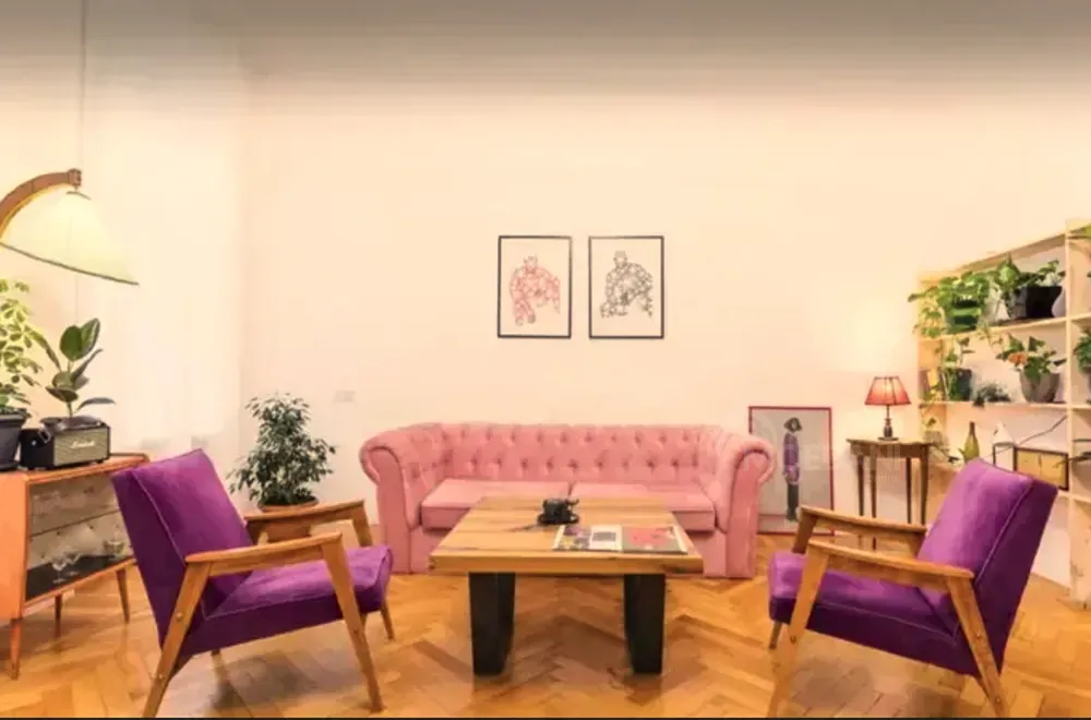 Apartments For Rent three-room 75м² 2/3 floor Tbilisi - photo 1