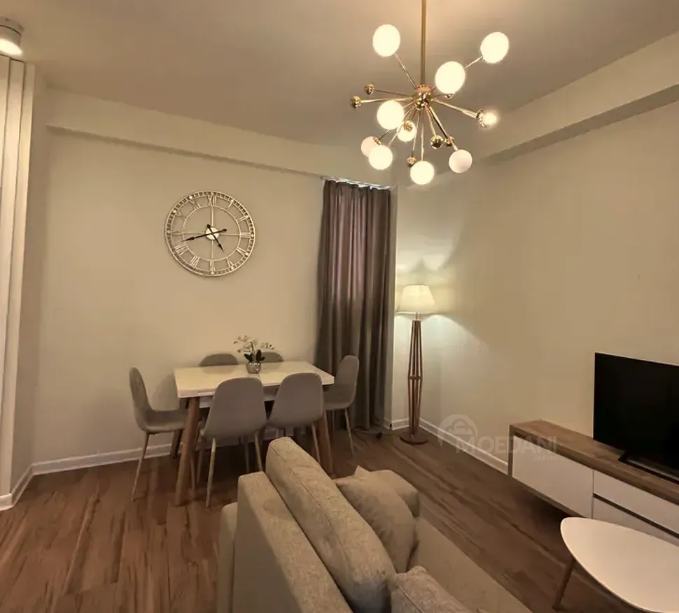 ქირავდება 2 ოთახიანი ბინა 52მ² 5/7 სართ თბილისი - photo 10