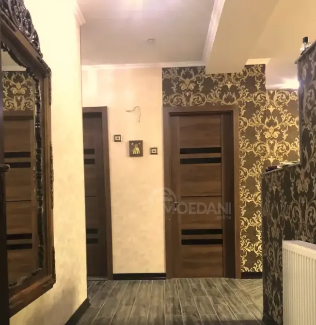 ქირავდება 4 ოთახიანი ბინა 200მ² 5/5 სართ თბილისი - photo 8