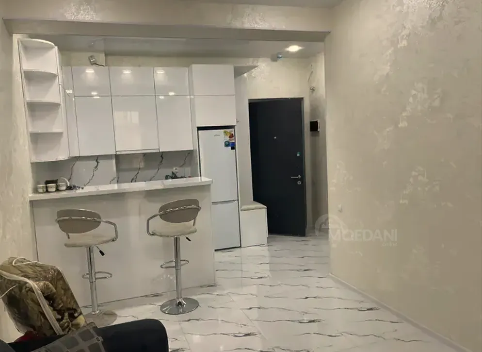 ქირავდება 2 ოთახიანი ბინა 50მ² 10/16 სართ თბილისი - photo 4