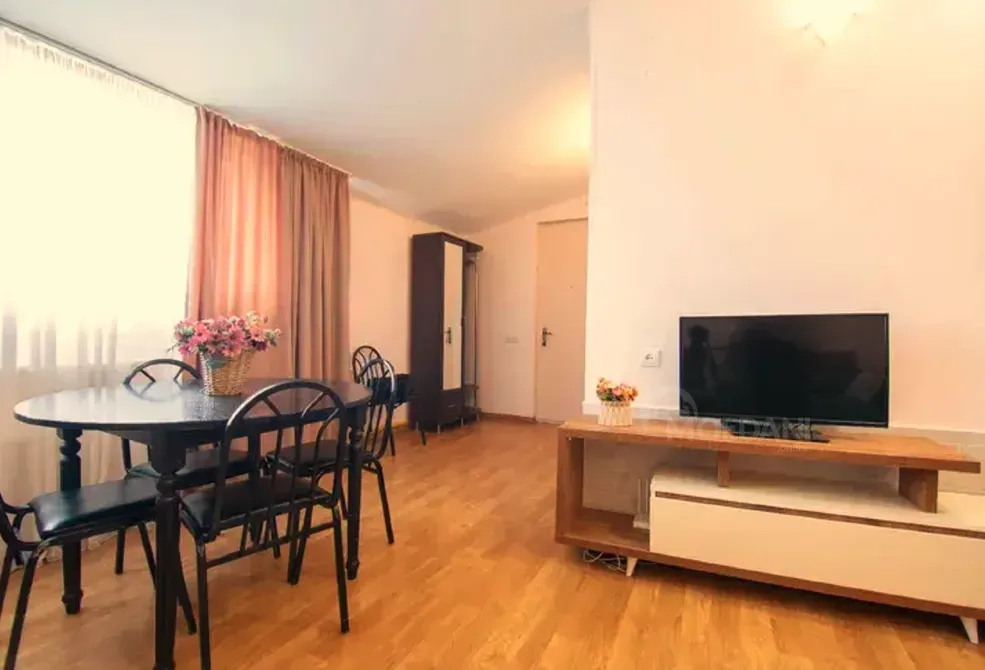 ქირავდება 2 ოთახიანი ბინა 55მ² 5/5 სართ თბილისი - photo 2