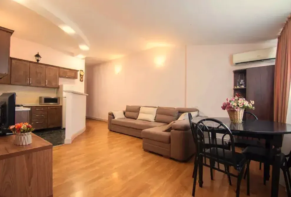 ქირავდება 2 ოთახიანი ბინა 55მ² 5/5 სართ თბილისი - photo 6