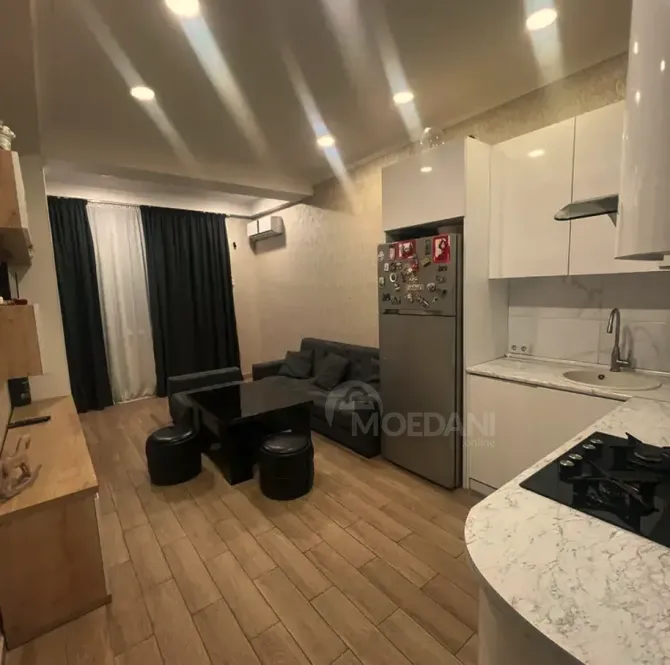 Сдам 2-комн. квартиру в Тбилиси  52м² 5/13 эт. Тбилиси - изображение 2