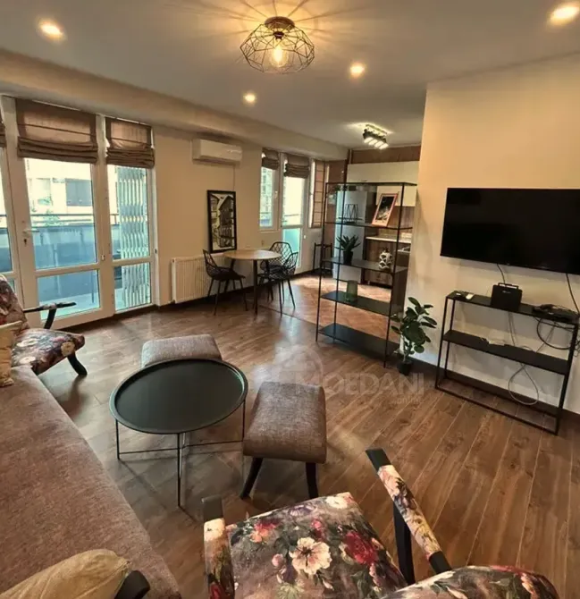 ქირავდება 2 ოთახიანი ბინა 70.3მ² 7/14 სართ თბილისი - photo 10