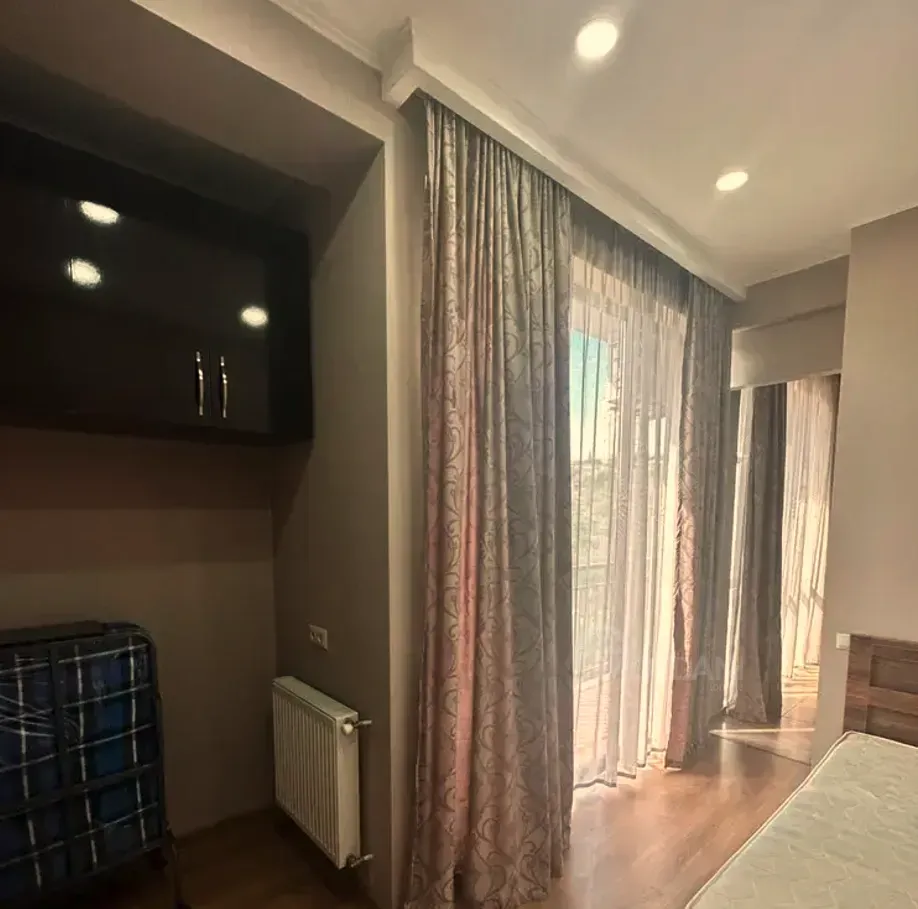 Сдам 2-комн. квартиру 75м² 2/10 эт. Тбилиси - изображение 3