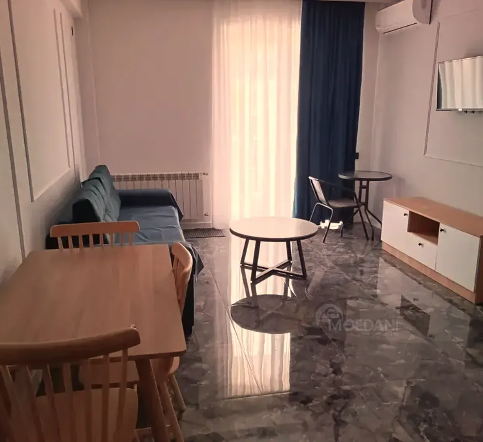 Сдам 2-комн. квартиру на сутки в Тбилиси  47м² 7/8 эт. Тбилиси - изображение 9