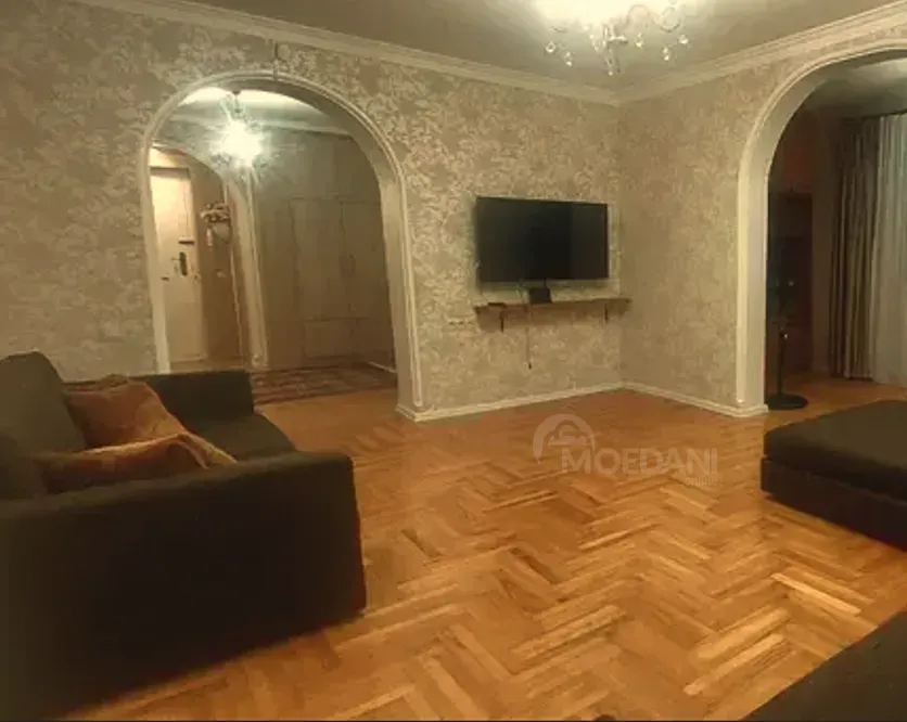 ქირავდება 4 ოთახიანი ბინა 115მ² 8/9 სართ თბილისი - photo 1