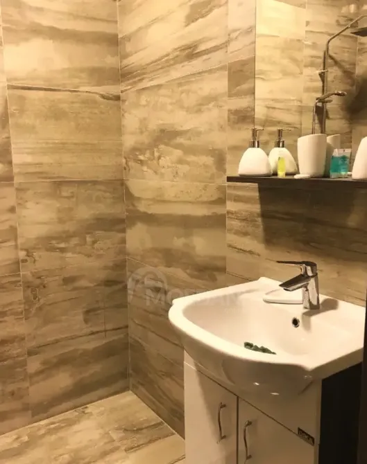 ქირავდება 2 ოთახიანი ბინა 60მ² 8/17 სართ თბილისი - photo 9