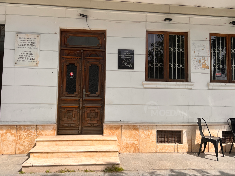 ქირავდება კომერციული ფართი ბათუმი - photo 1