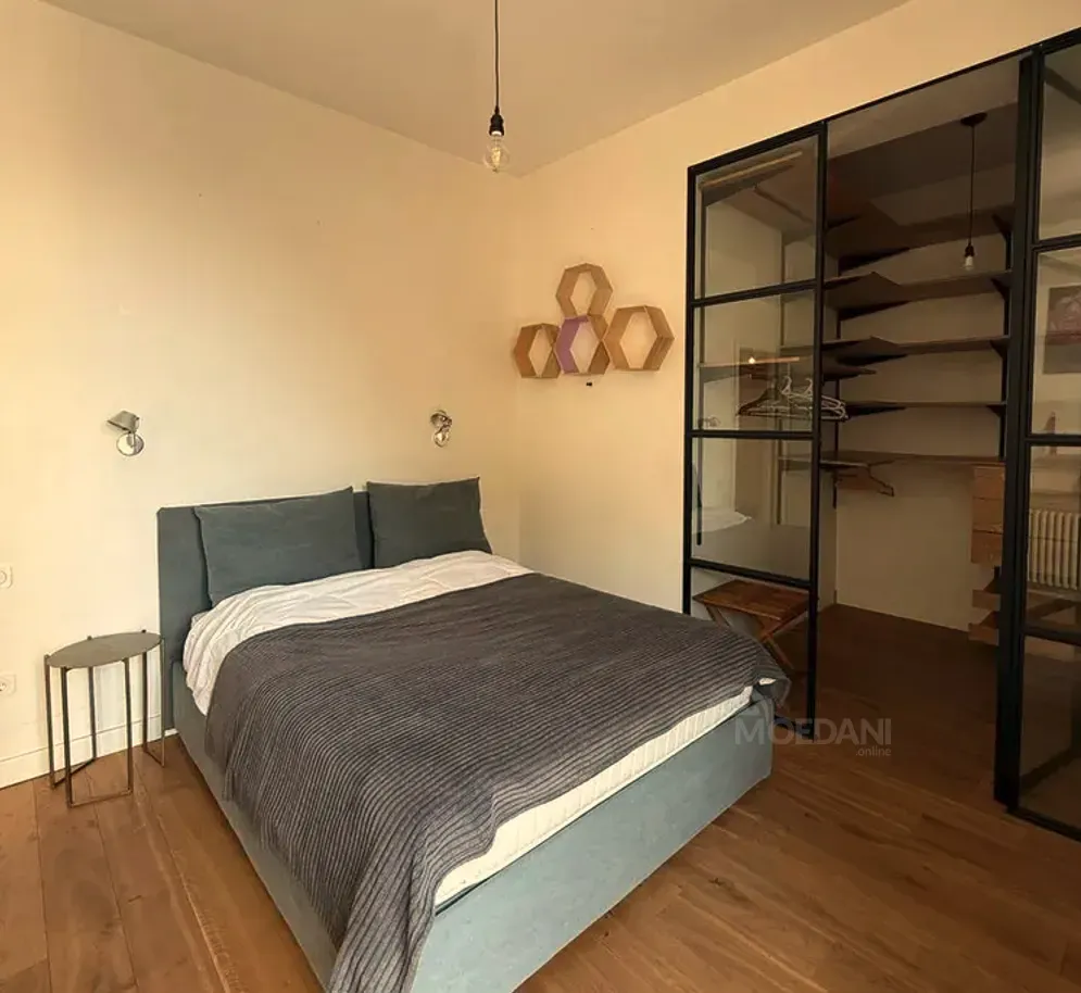 Сдам 2-комн. квартиру 72м² 5/10 эт. Тбилиси - изображение 1