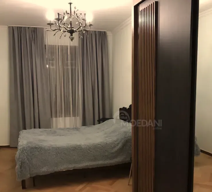 Сдам 2-комн. квартиру 80м² 2/8 эт. Тбилиси - изображение 2