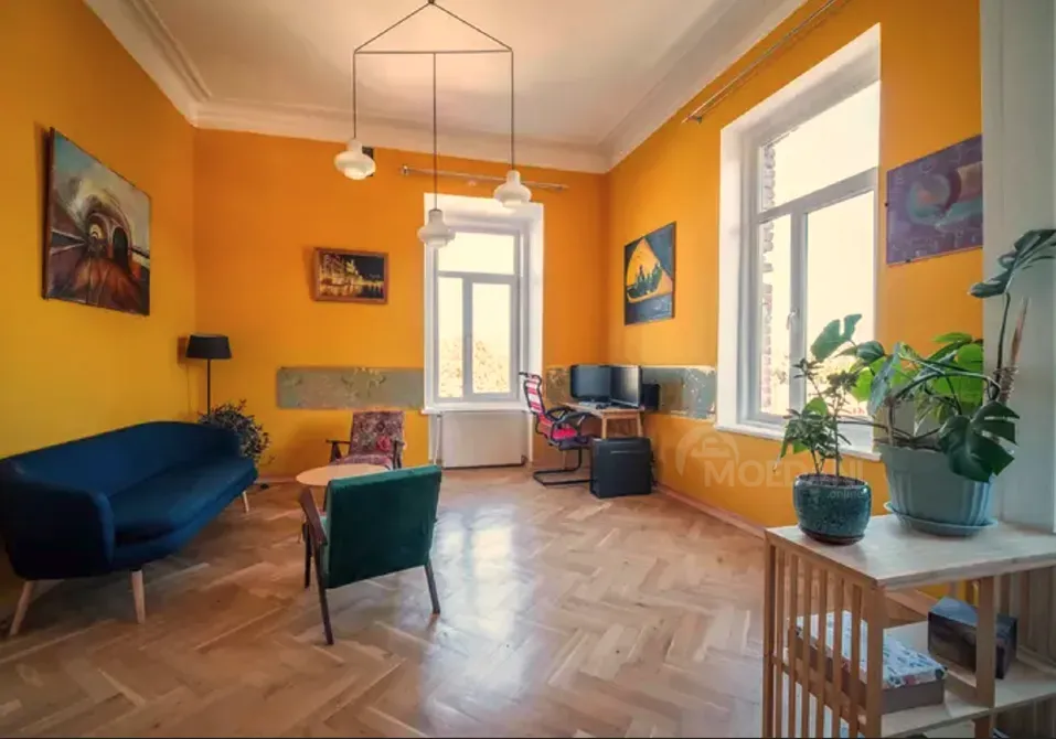 Сдам 2-комн. квартиру 50м² 3/3 эт. Тбилиси - изображение 1