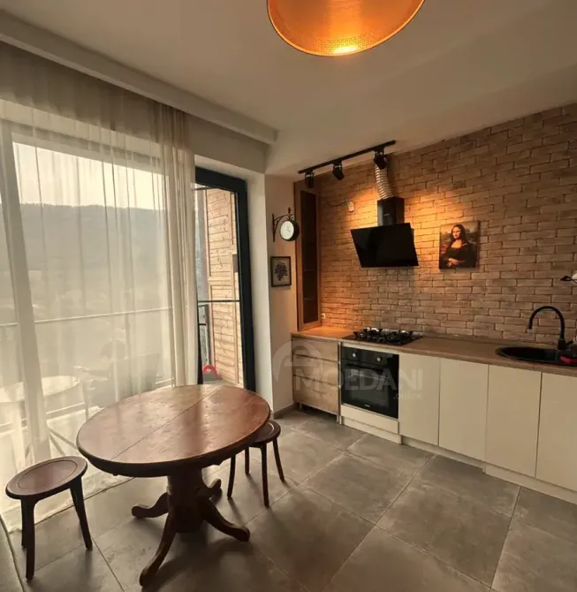 Сдам 2-комн. квартиру 45м² 1/5 эт. Тбилиси - изображение 2