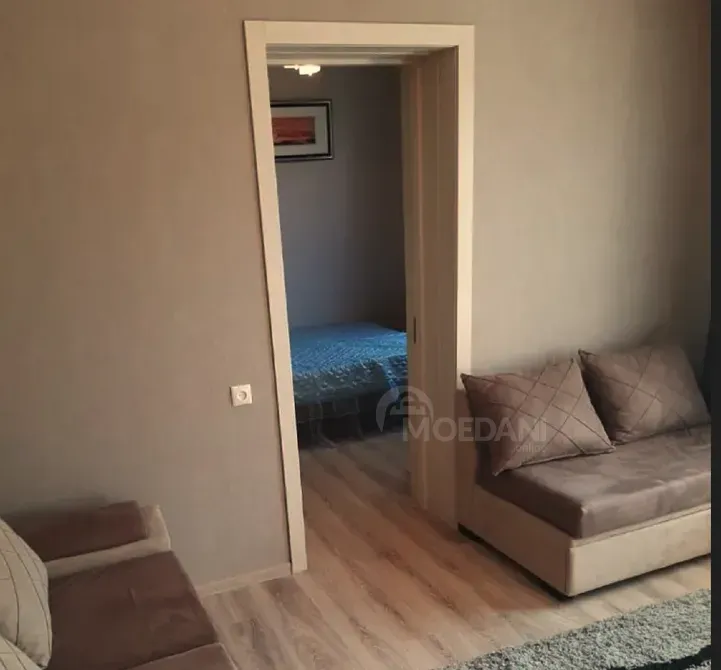 Сдам 2-комн. квартиру 40м² 1/4 эт. Тбилиси - изображение 2