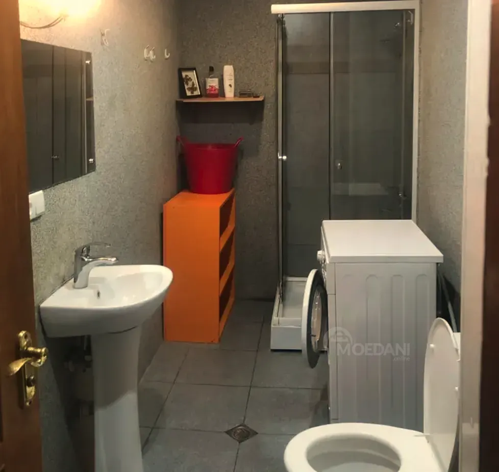 ქირავდება 2 ოთახიანი ბინა 50მ² 5/5 სართ თბილისი - photo 6