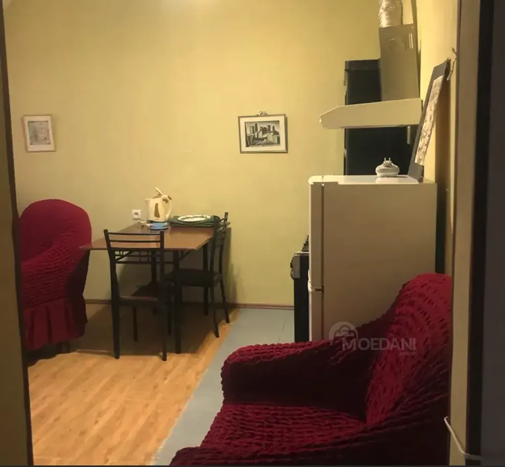 ქირავდება 2 ოთახიანი ბინა 50მ² 5/5 სართ თბილისი - photo 5