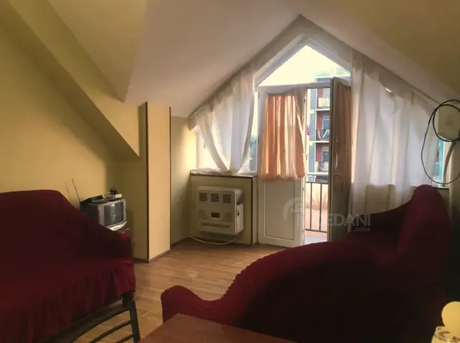 ქირავდება 2 ოთახიანი ბინა 50მ² 5/5 სართ თბილისი - photo 4