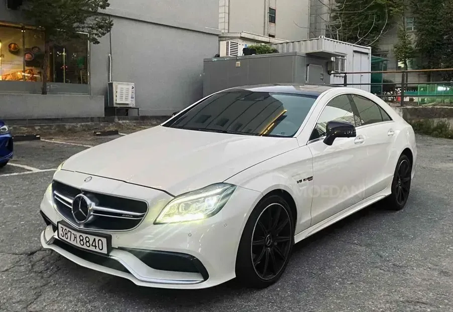 Mercedes CLS 5.5L 2015 Тбилиси - изображение 1