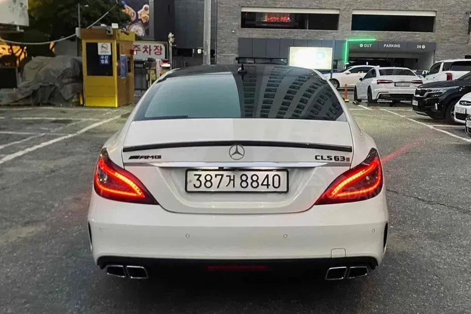Mercedes CLS 5.5L 2015 Тбилиси - изображение 4