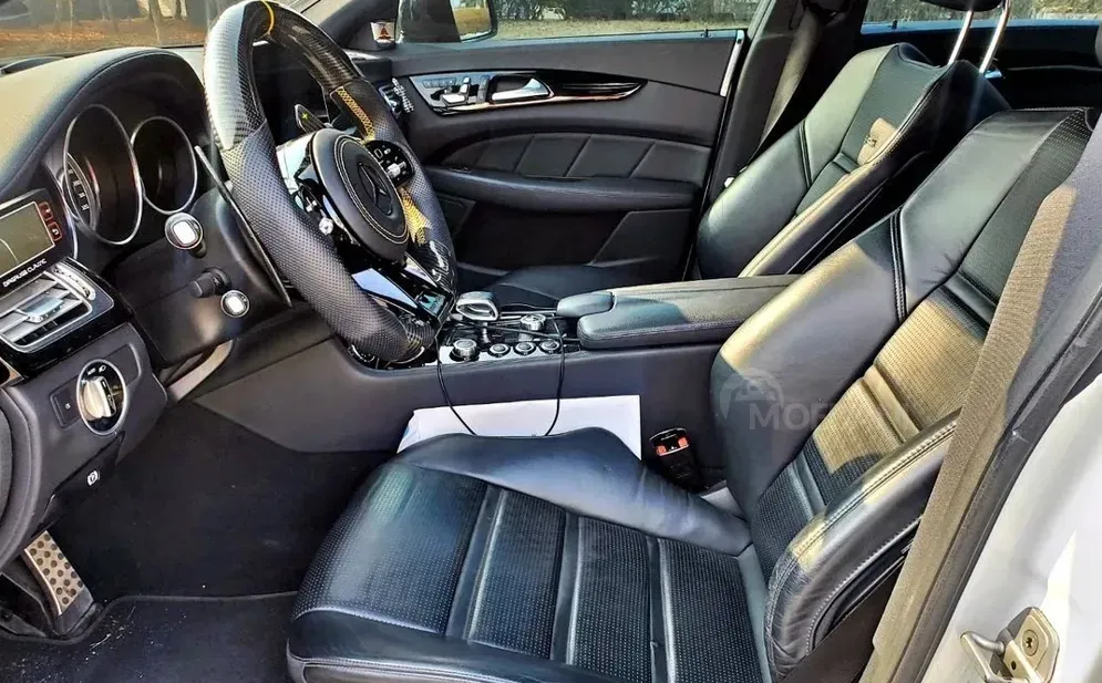 Mercedes CLS 5.5L 2016 Тбилиси - изображение 4