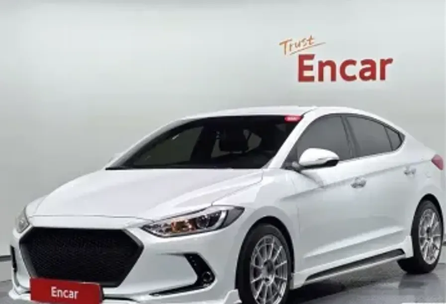 Hyundai Elantra 2016 Tbilisi - photo 3