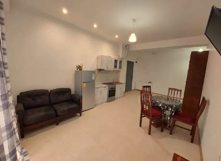 Сдам 2-комн. квартиру 70м² 4/10 эт. Тбилиси - изображение 2