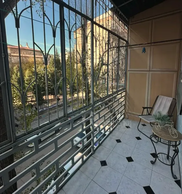 იყიდება 3 ოთახიანი ბინას 70მ² 3/4 სართ თბილისი - photo 10