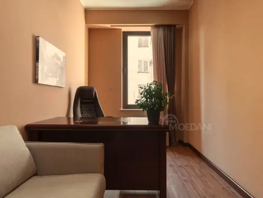 Продам 5-комн. квартиру 164м² 4/13 эт. Тбилиси - изображение 4