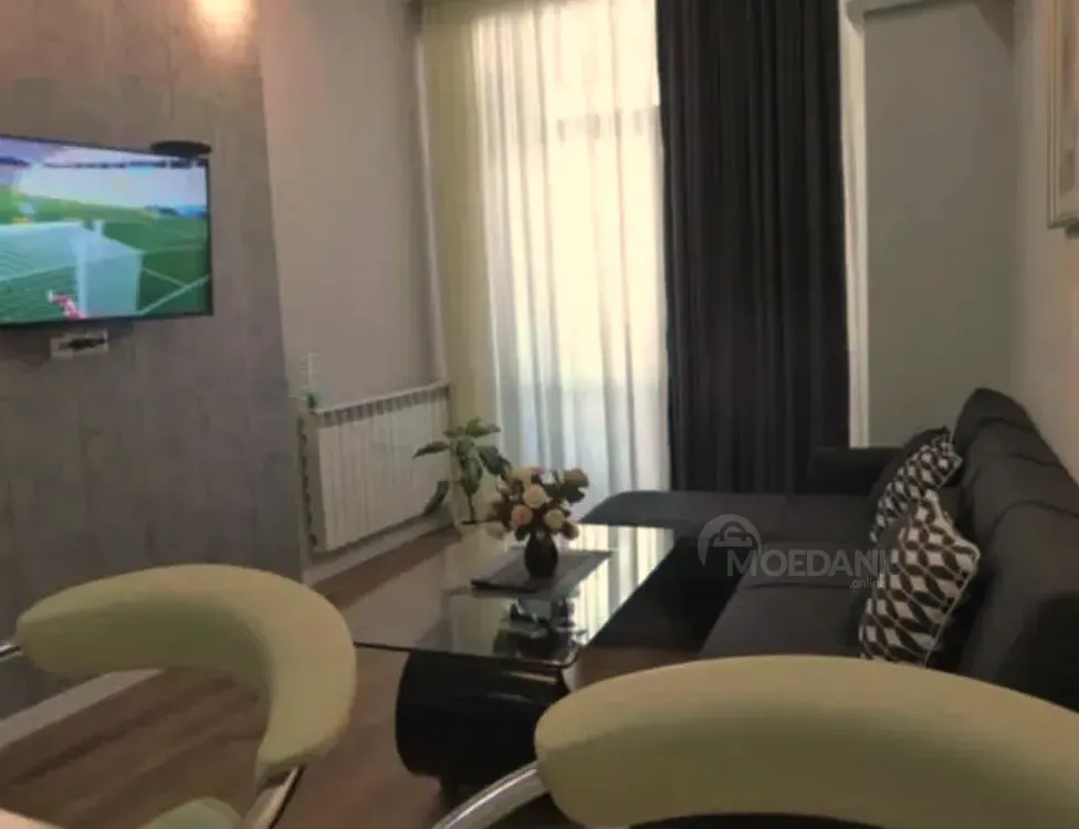 იყიდება 2 ოთახიანი ბინას 65მ² 5/21 სართ თბილისი - photo 1