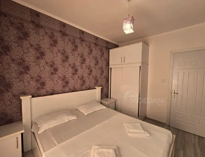 ქირავდება 2 ოთახიანი ბინა დღიურად თბილისში  50მ² 5/9 სართ თბილისი - photo 6