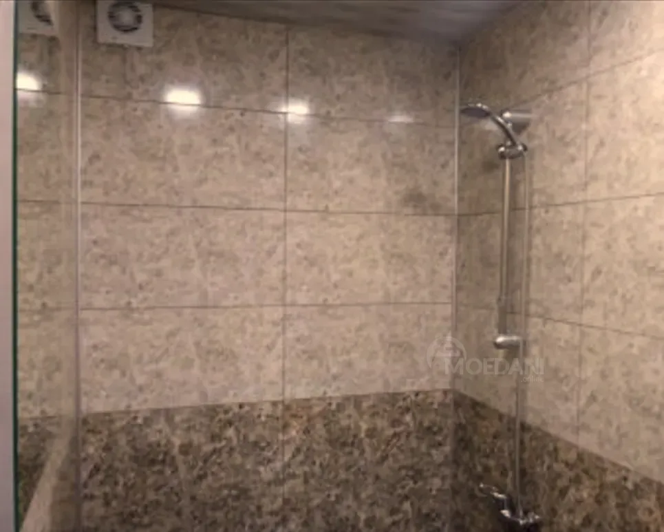 Сдам 1-комн. квартиру на сутки в Тбилиси  40м² 11/11 эт. Тбилиси - изображение 7