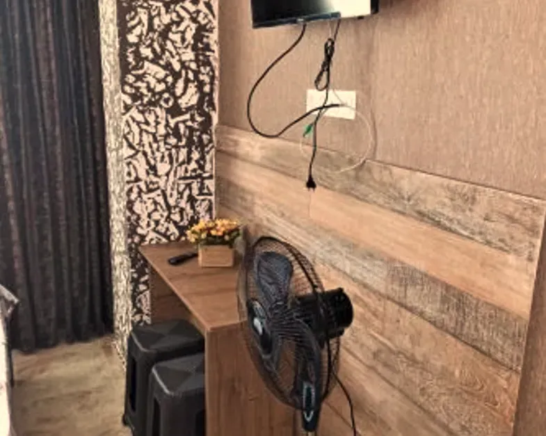 Сдам 1-комн. квартиру на сутки в Тбилиси  37м² 2/11 эт. Тбилиси - изображение 1