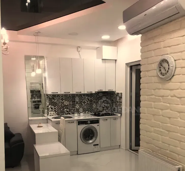 Сдам 2-комн. квартиру 45м² 8/10 эт. Тбилиси - изображение 1