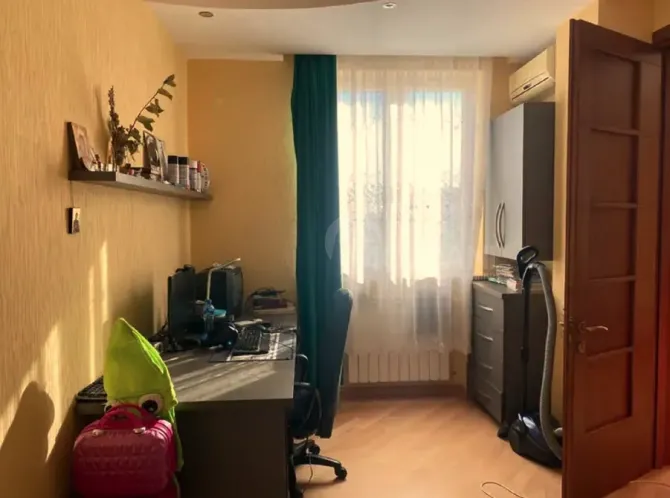 Сдам 2-комн. квартиру в Тбилиси  65м² 5/6 эт. Тбилиси - изображение 3