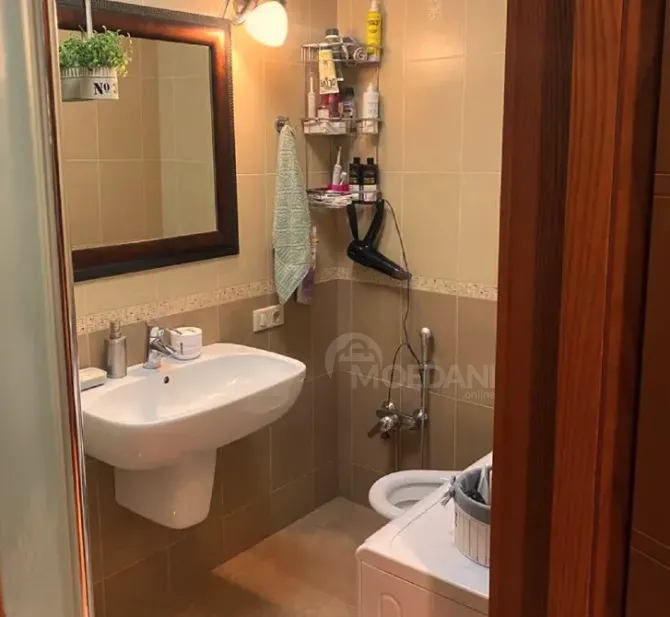Сдам 2-комн. квартиру в Тбилиси  65м² 5/6 эт. Тбилиси - изображение 4