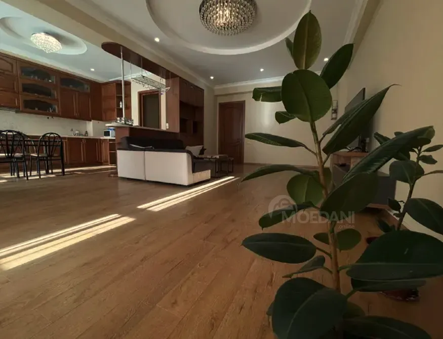 Продам 3-комн. квартиру 135м² 4/13 эт. Тбилиси - изображение 2