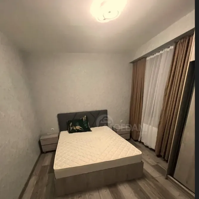 Сдам 3-комн. квартиру на сутки в Тбилиси  75м² 4/8 эт. Тбилиси - изображение 7