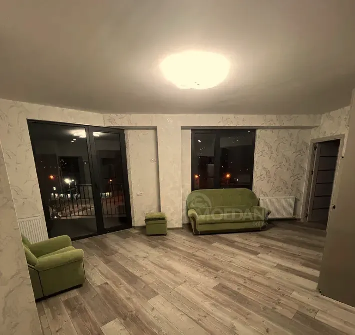 ქირავდება 2 ოთახიანი ბინა დღიურად თბილისში  53მ² 5/8 სართ თბილისი - photo 1