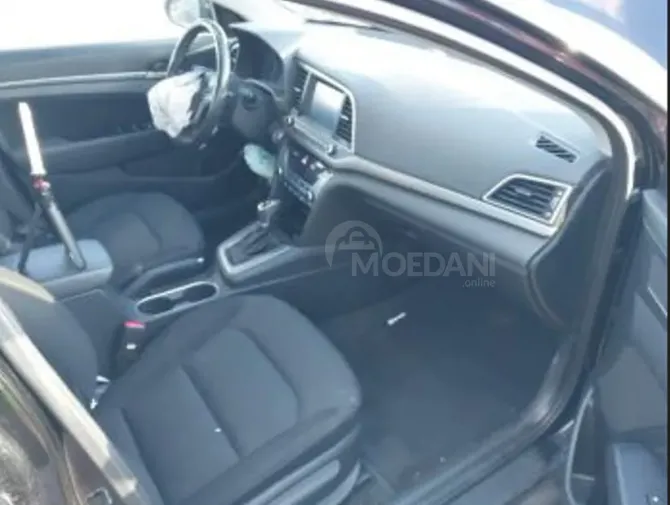 Hyundai Elantra 2017 Tbilisi - photo 5