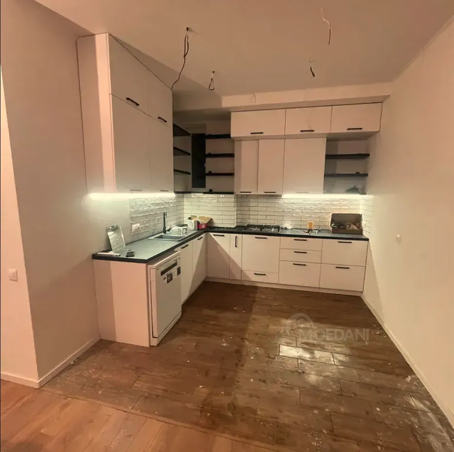 Apartments For Sale three-room 83м² 2/9 floor Tbilisi - photo 4